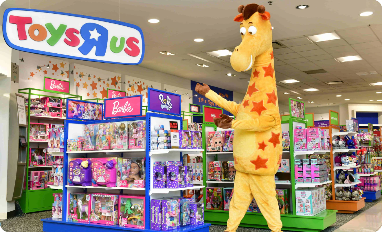 (Gambar: Toys “R” Us. Sumber: [toysrus.com](https://www.toysrus.com/pages/geoffreys-world))