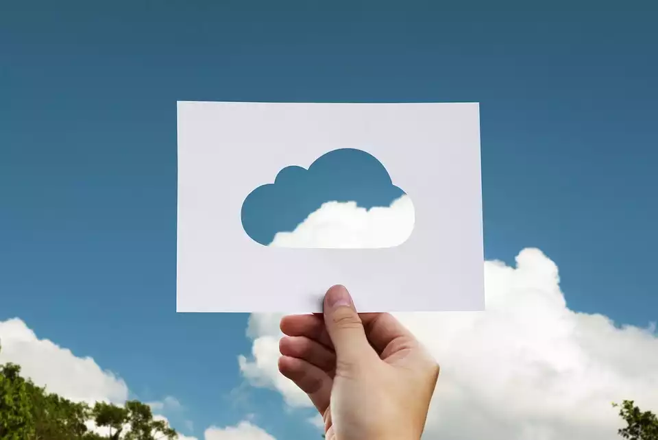 5_kelebihan_menggunakan_software_cloud_erp