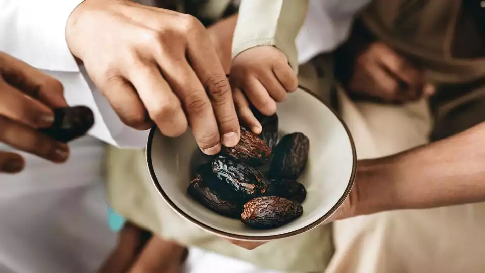 Ingin Bisnis F&B Anda Sukses Di Bulan Ramadhan? Ketahui Trend Makanan Kekinian yang Cocok Di Bulan Puasa 2023 Berikut!